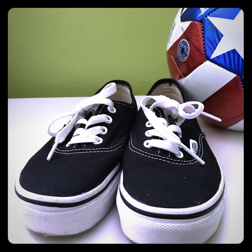 Black Vans Kids Authentic Size 2.5